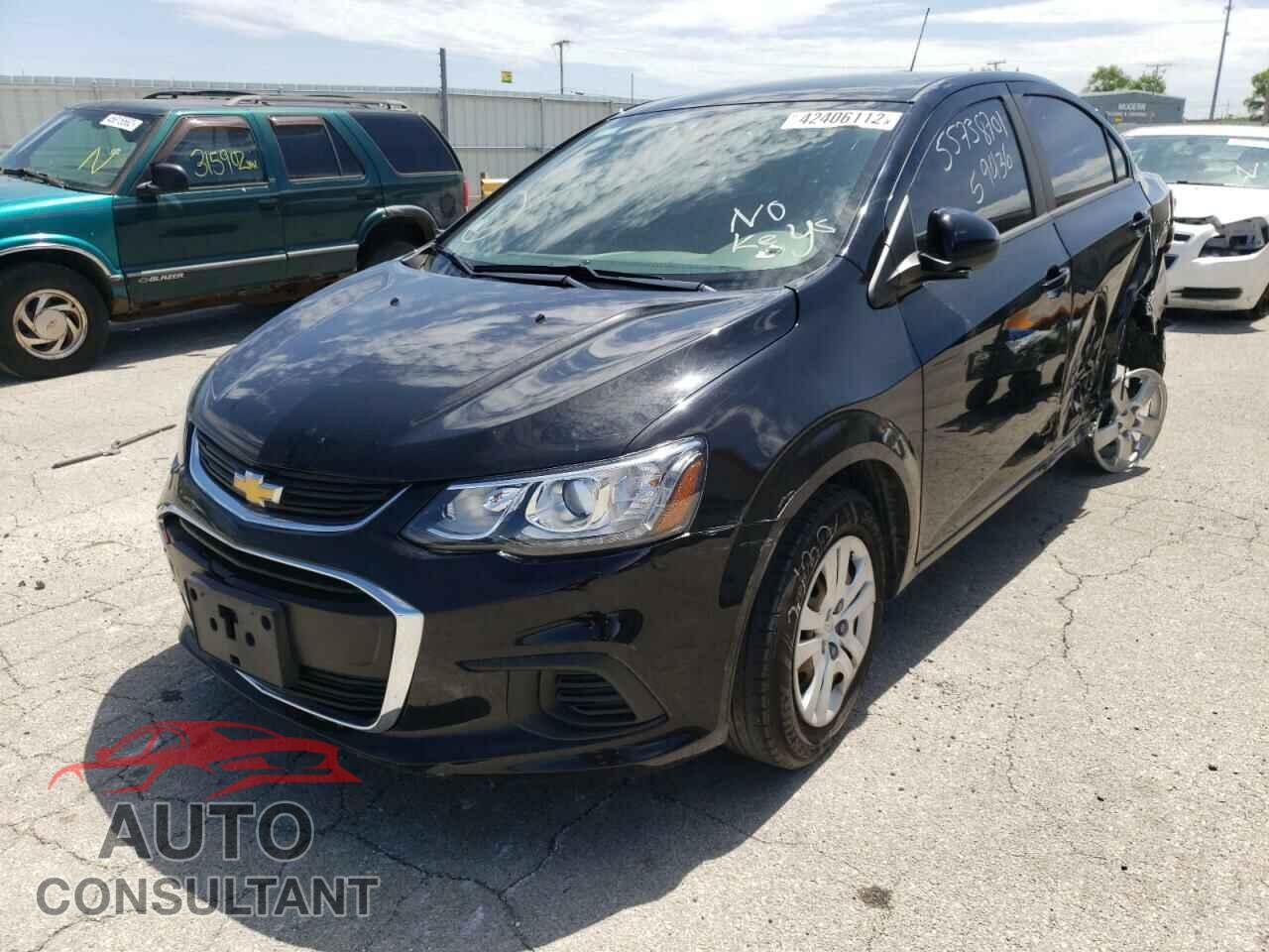 CHEVROLET SONIC 2017 - 1G1JB5SH4H4156165