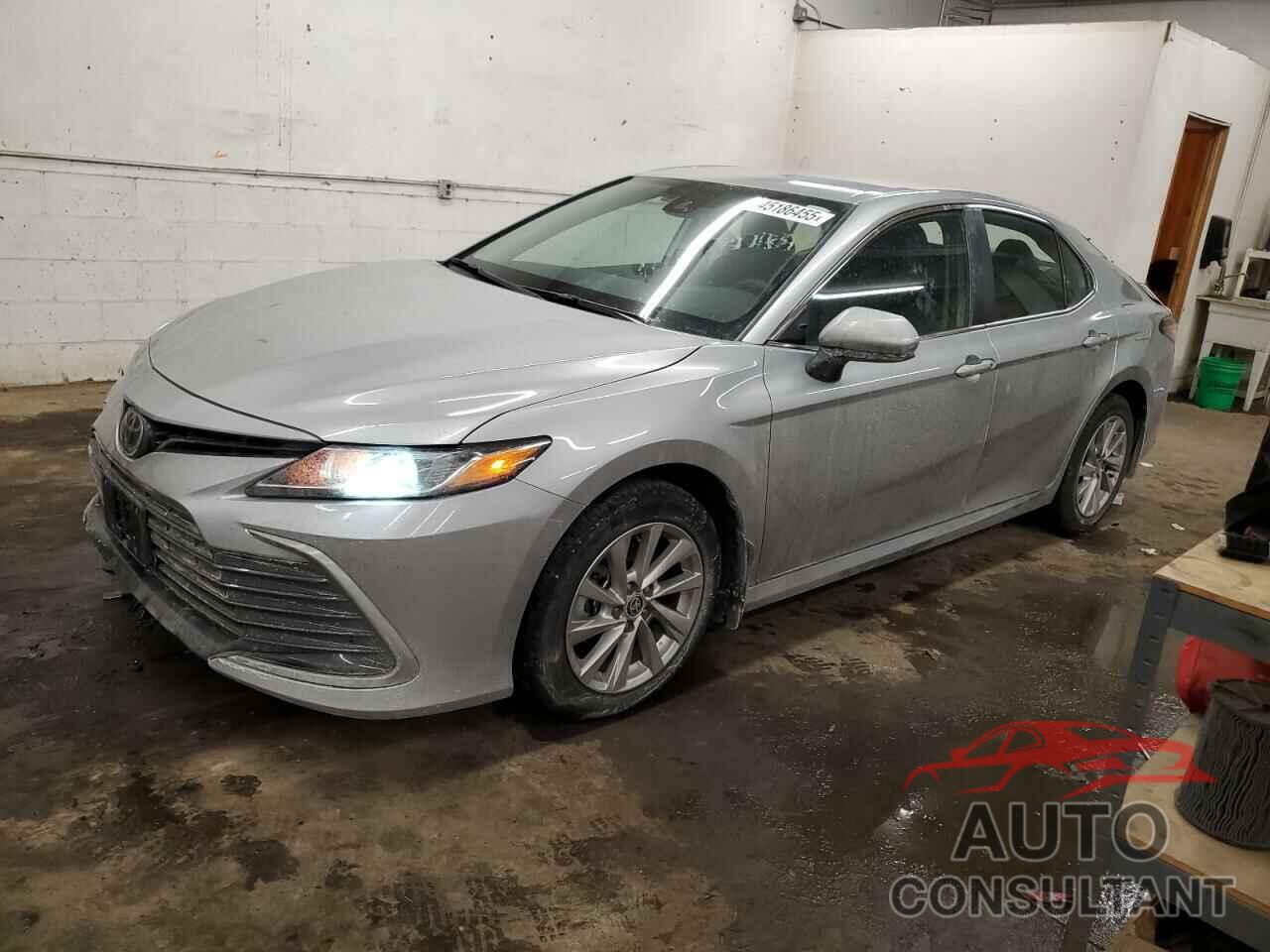 TOYOTA CAMRY 2024 - 4T1C11BK8RU116353