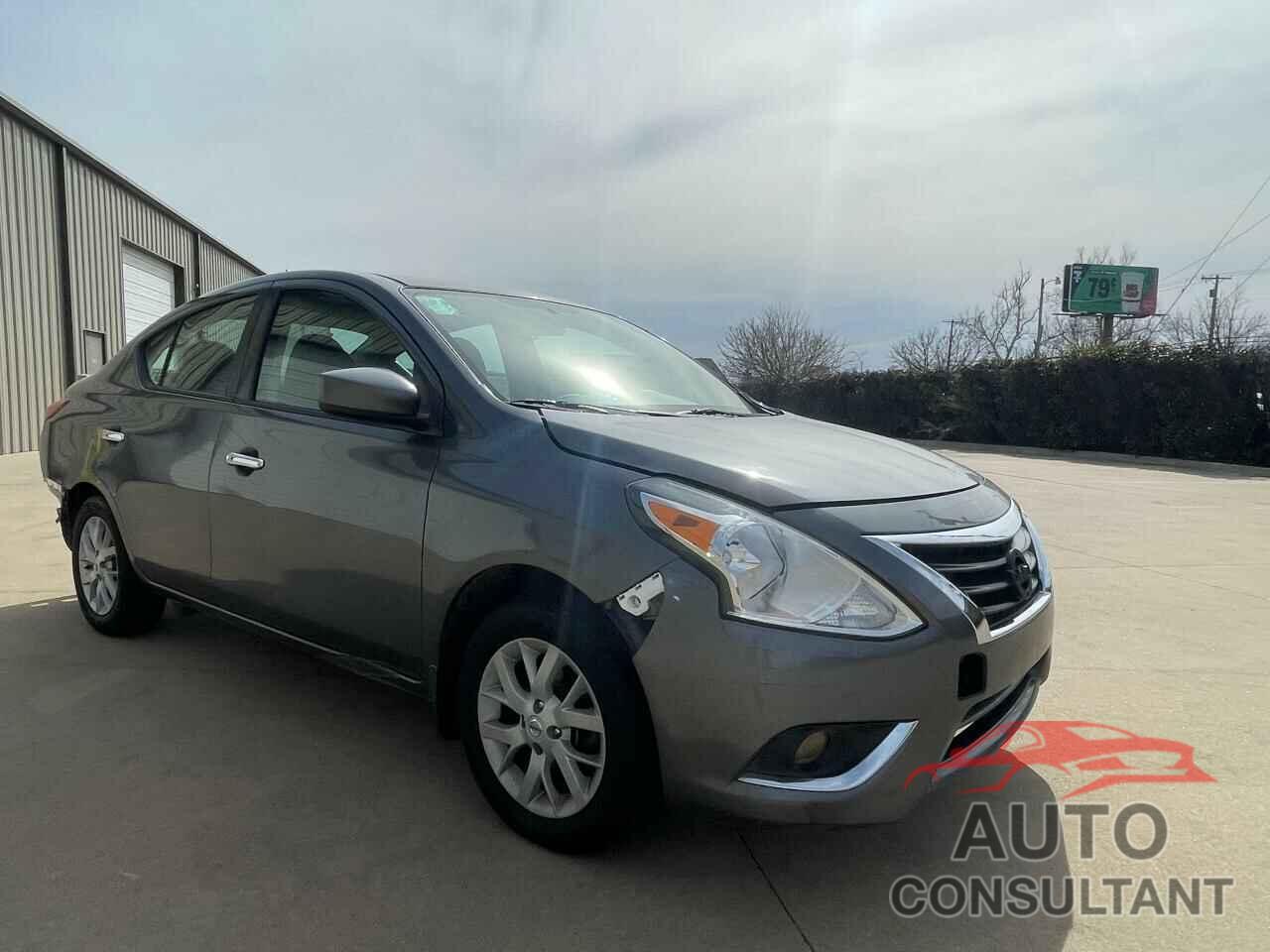 NISSAN VERSA 2019 - 3N1CN7AP2KL877469