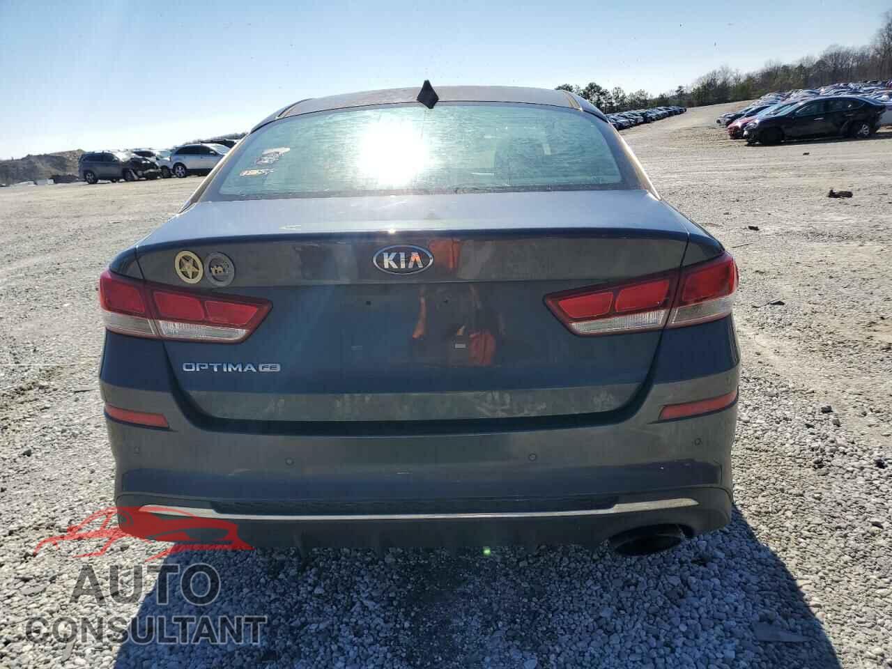 KIA OPTIMA 2019 - 5XXGT4L32KG280444