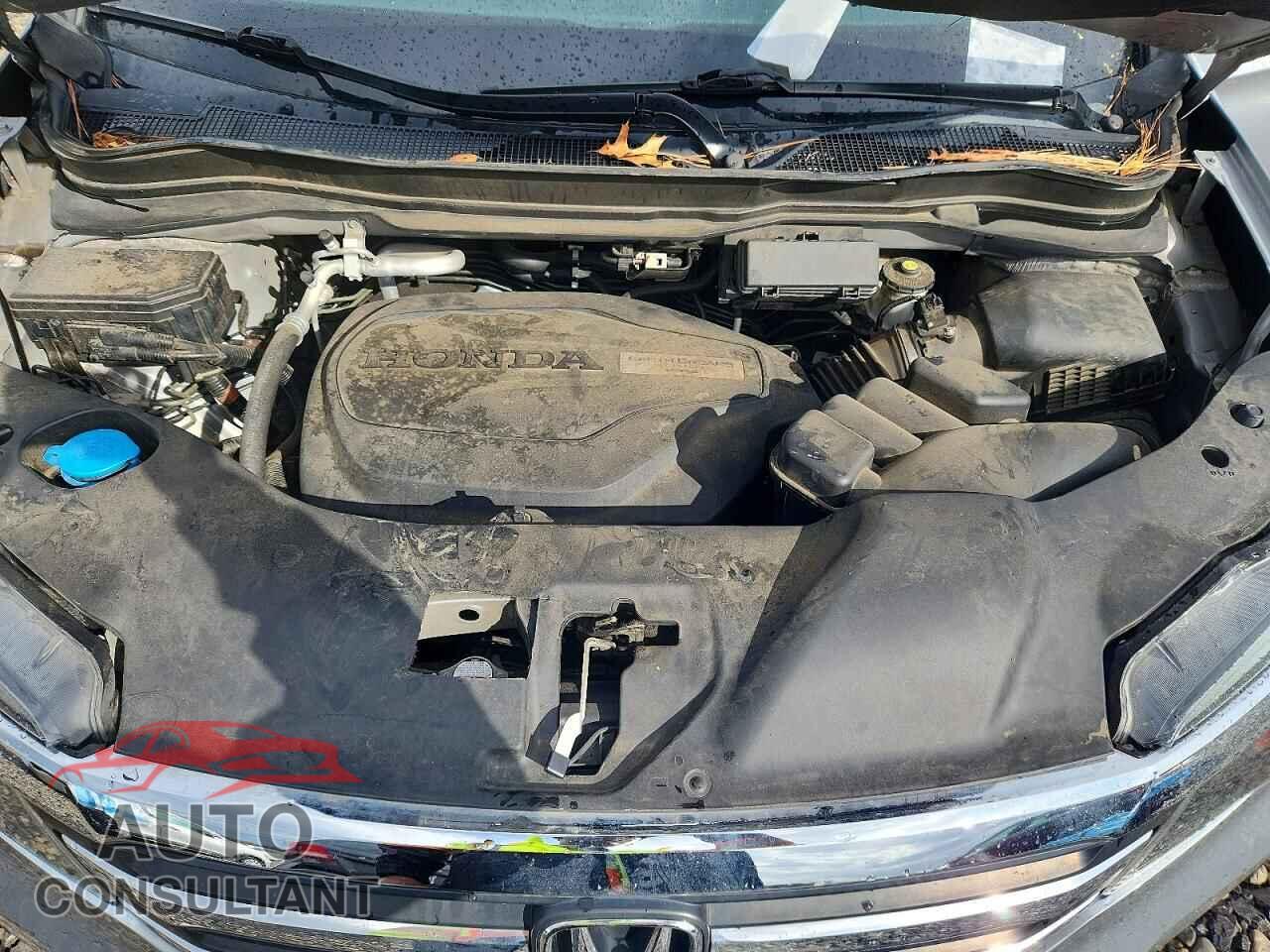 HONDA PILOT 2018 - 5FNYF6H59JB066781