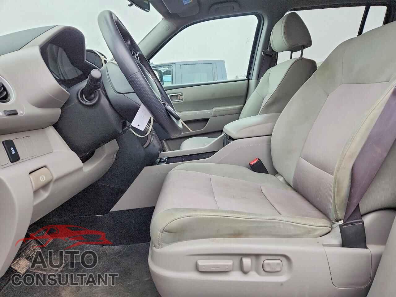 HONDA PILOT 2013 - 5FNYF4H42DB007278
