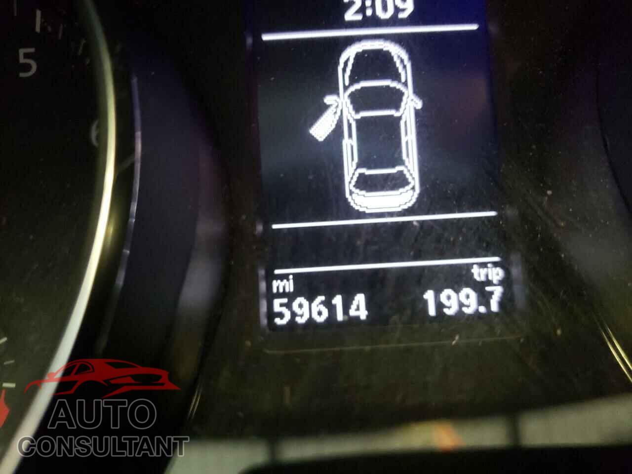 VOLKSWAGEN PASSAT 2017 - 1VWAT7A32HC035773