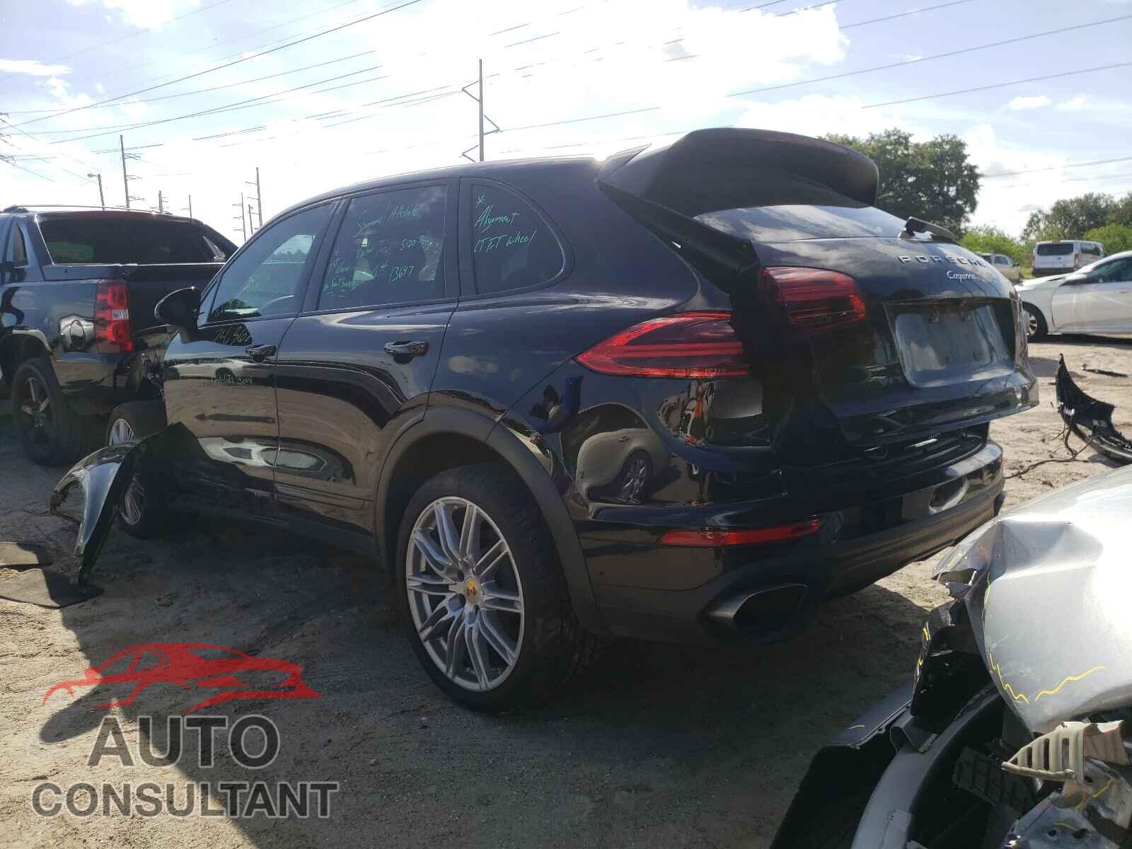 PORSCHE CAYENNE 2017 - WP1AA2A28HKA81602