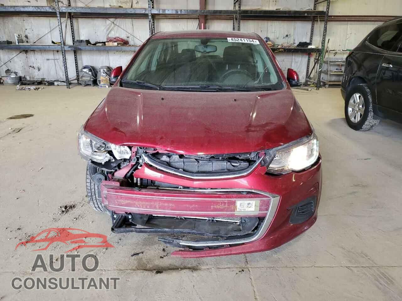 CHEVROLET SONIC 2018 - 1G1JD5SH7J4103122