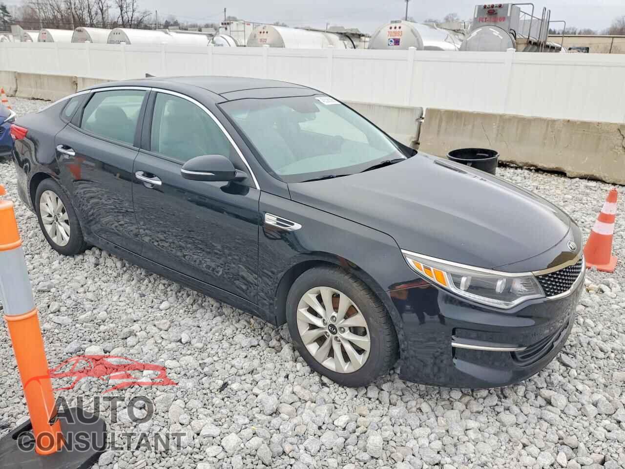 KIA OPTIMA 2016 - 5XXGU4L36GG070241