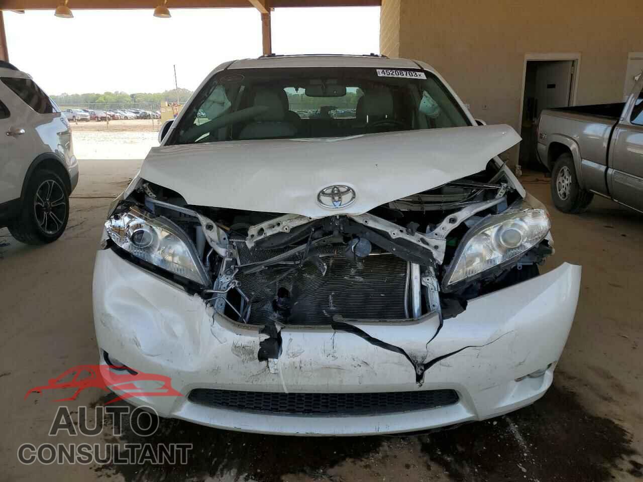 TOYOTA SIENNA 2015 - 5TDYK3DC3FS538703
