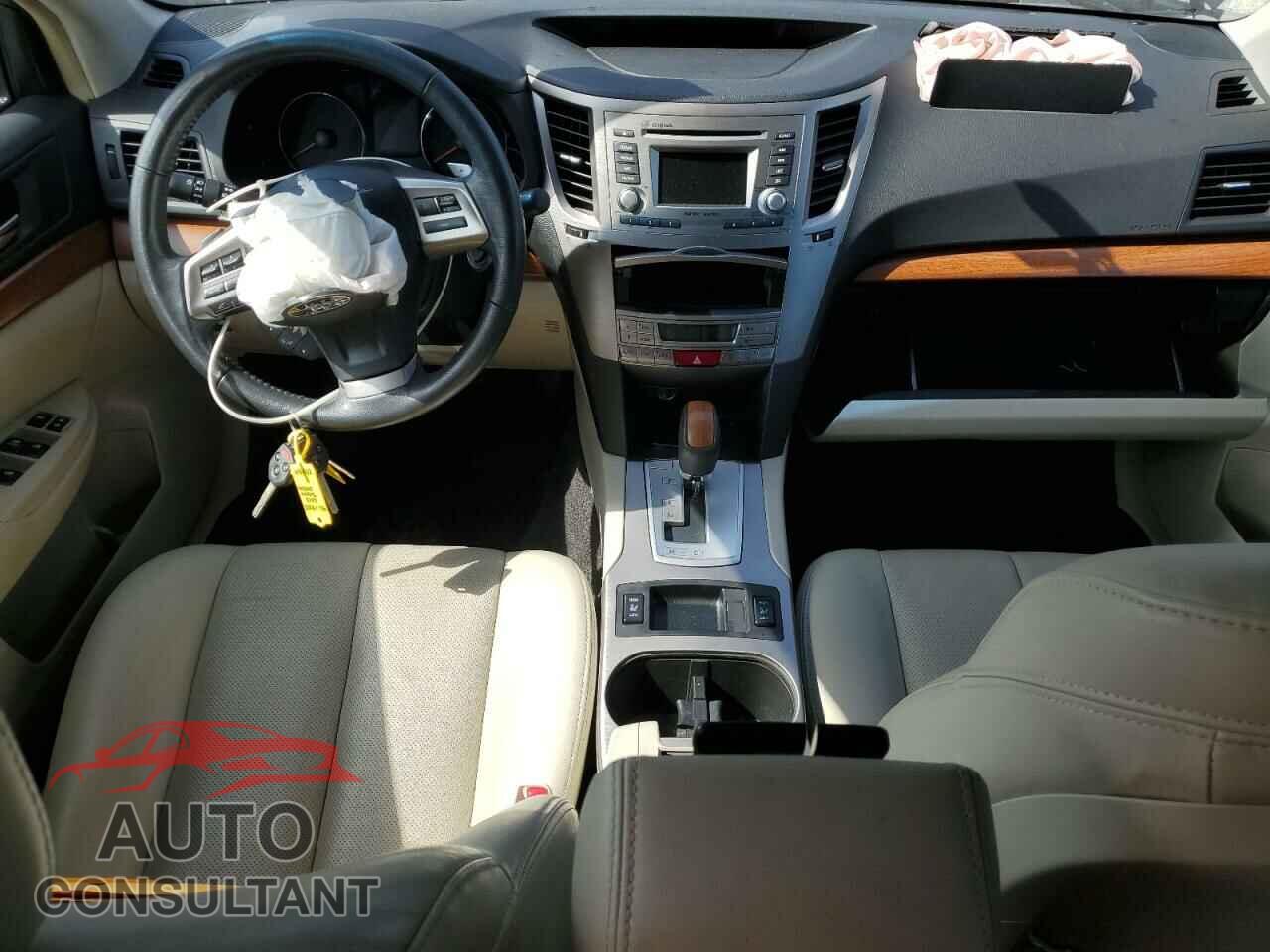 SUBARU OUTBACK 2013 - 4S4BRBKC3D3290414