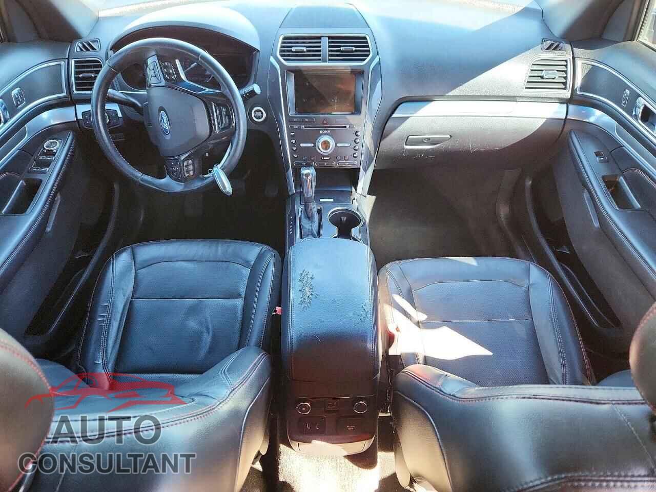 FORD EXPLORER 2017 - 1FM5K8GTXHGB21552