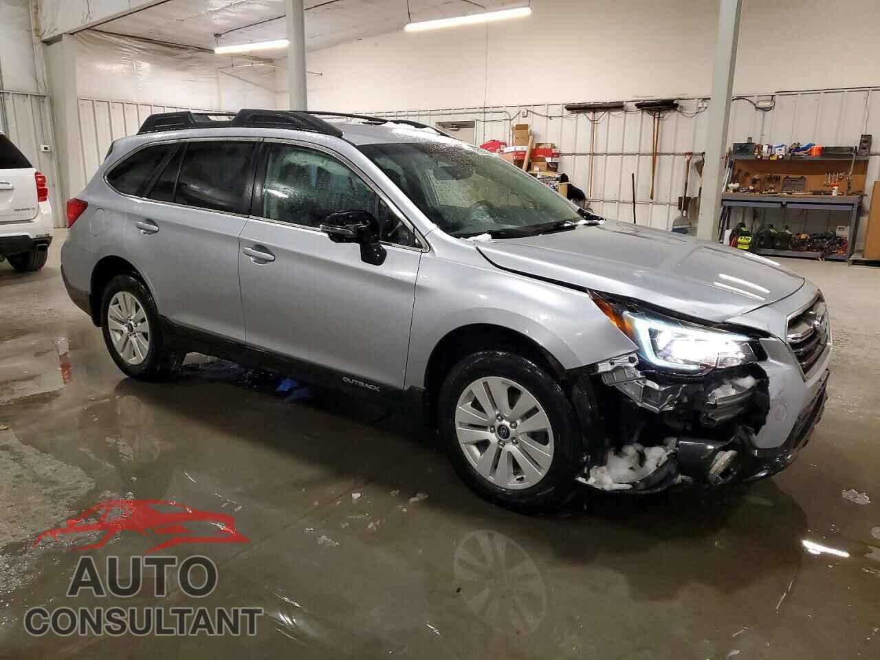 SUBARU OUTBACK 2018 - 4S4BSAFCXJ3395875