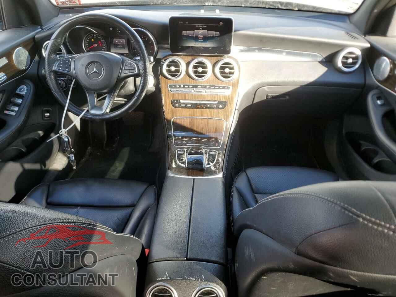 MERCEDES-BENZ GLC-CLASS 2017 - WDC0G4KB7HF162289
