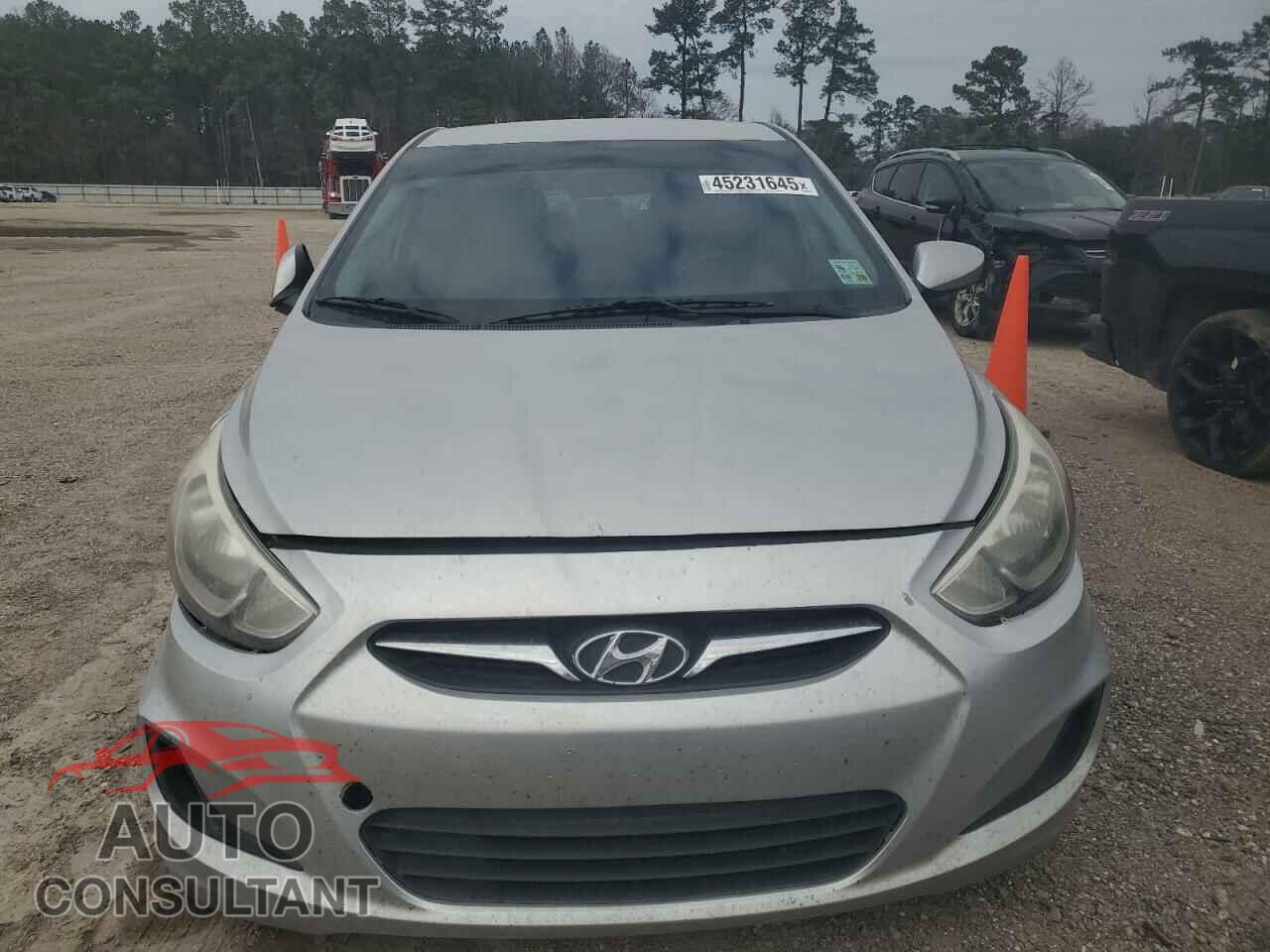 HYUNDAI ACCENT 2017 - KMHCT4AE6HU174418