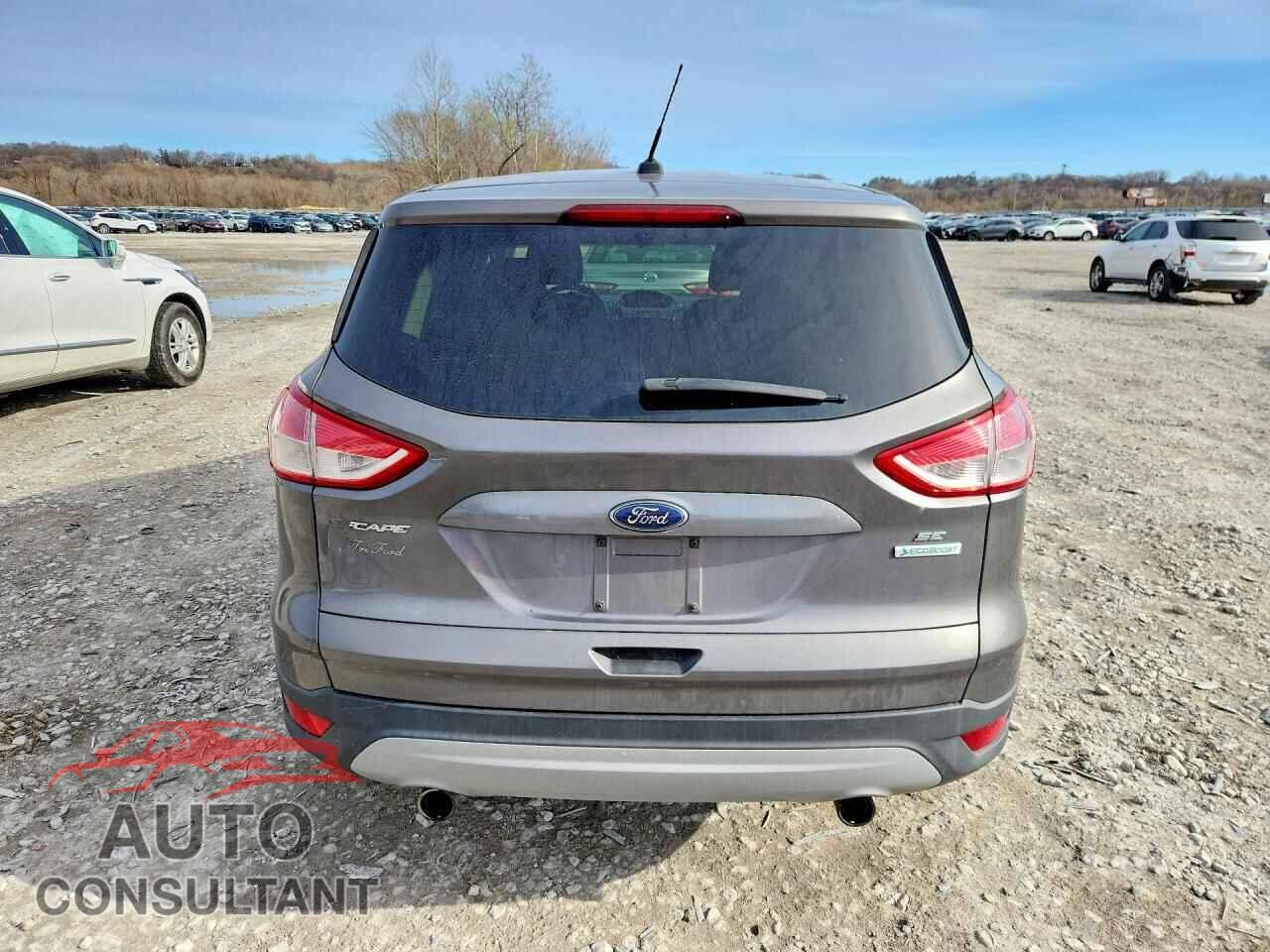 FORD ESCAPE 2013 - 1FMCU0GX5DUB39572