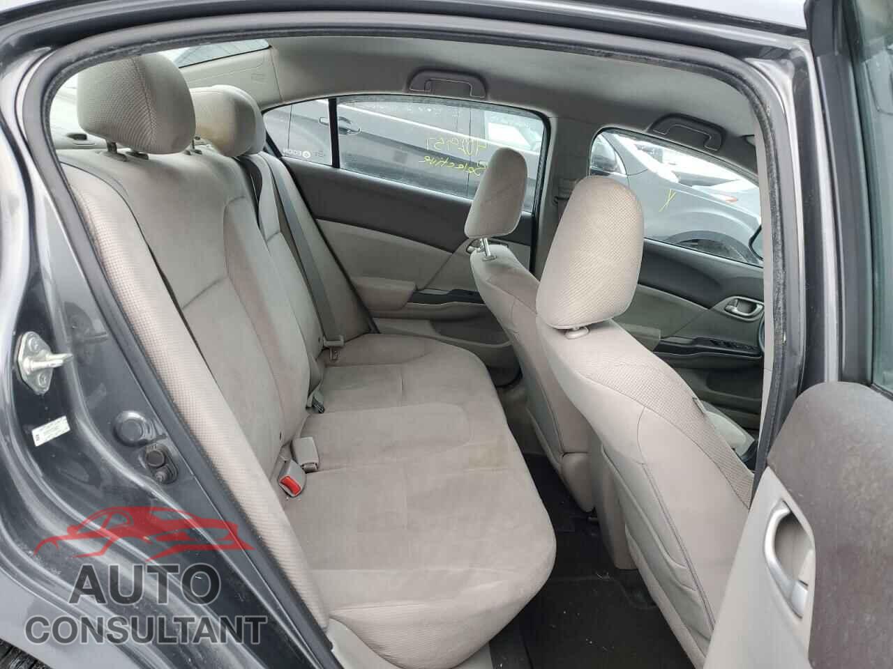 HONDA CIVIC 2012 - 2HGFB2F55CH596629