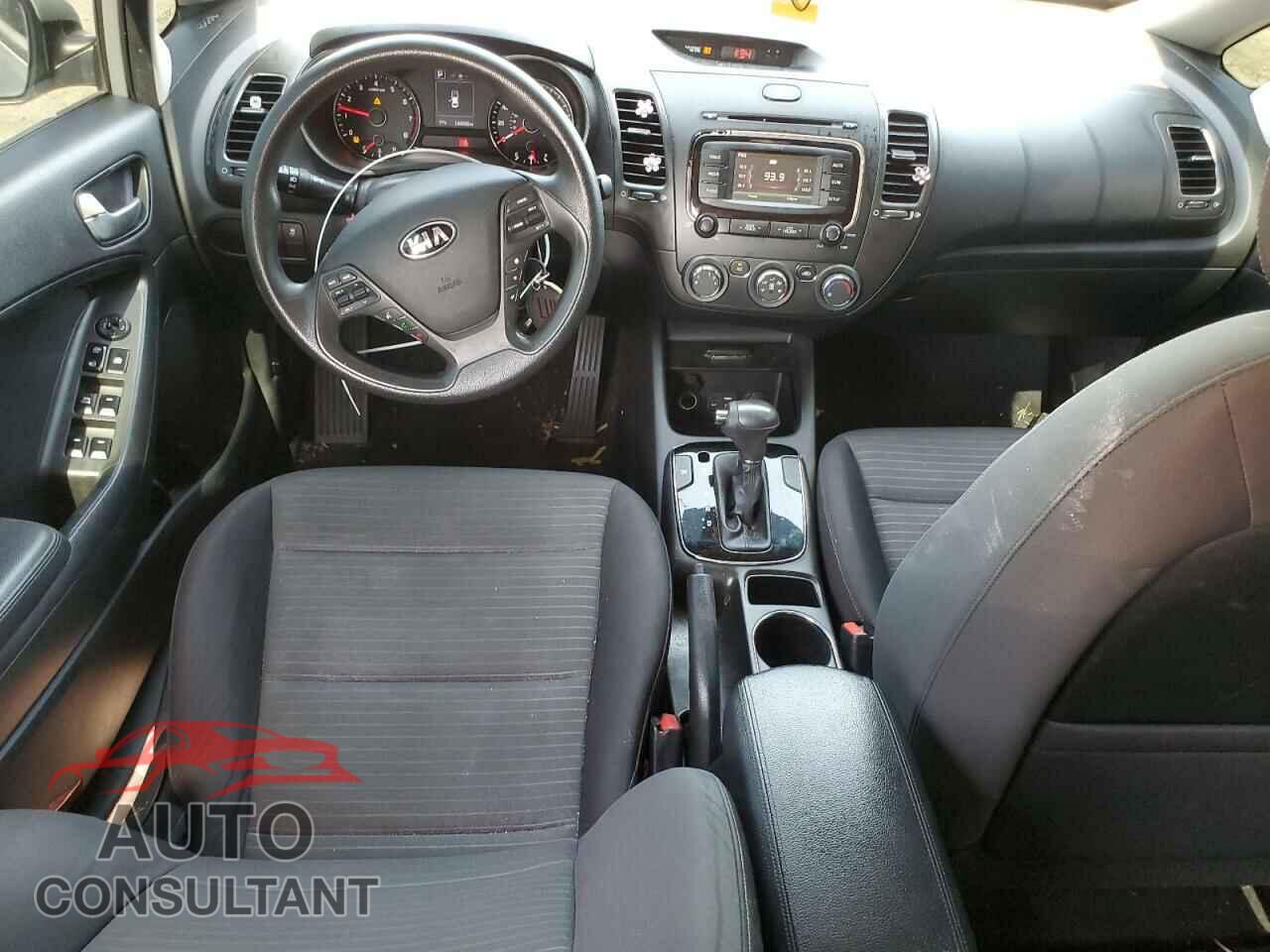 KIA FORTE 2017 - 3KPFL4A73HE067375