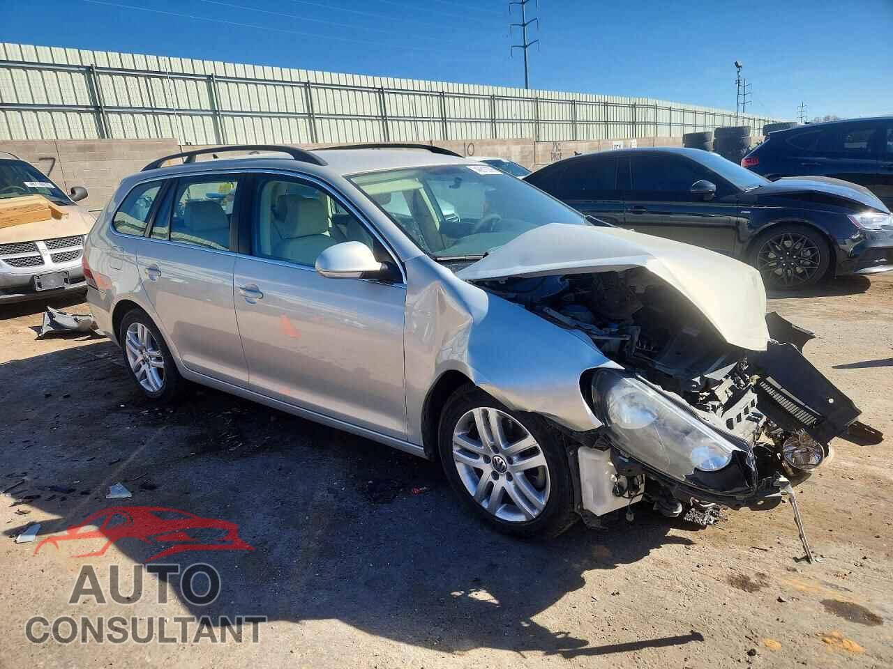 VOLKSWAGEN JETTA 2011 - 3VWPL7AJ0BM679433