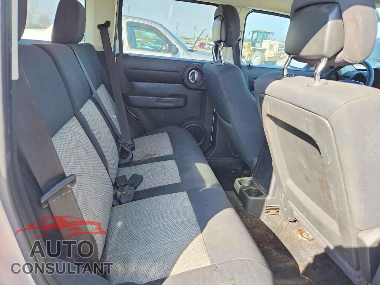 DODGE NITRO 2010 - 1D4PU4GK7AW174649