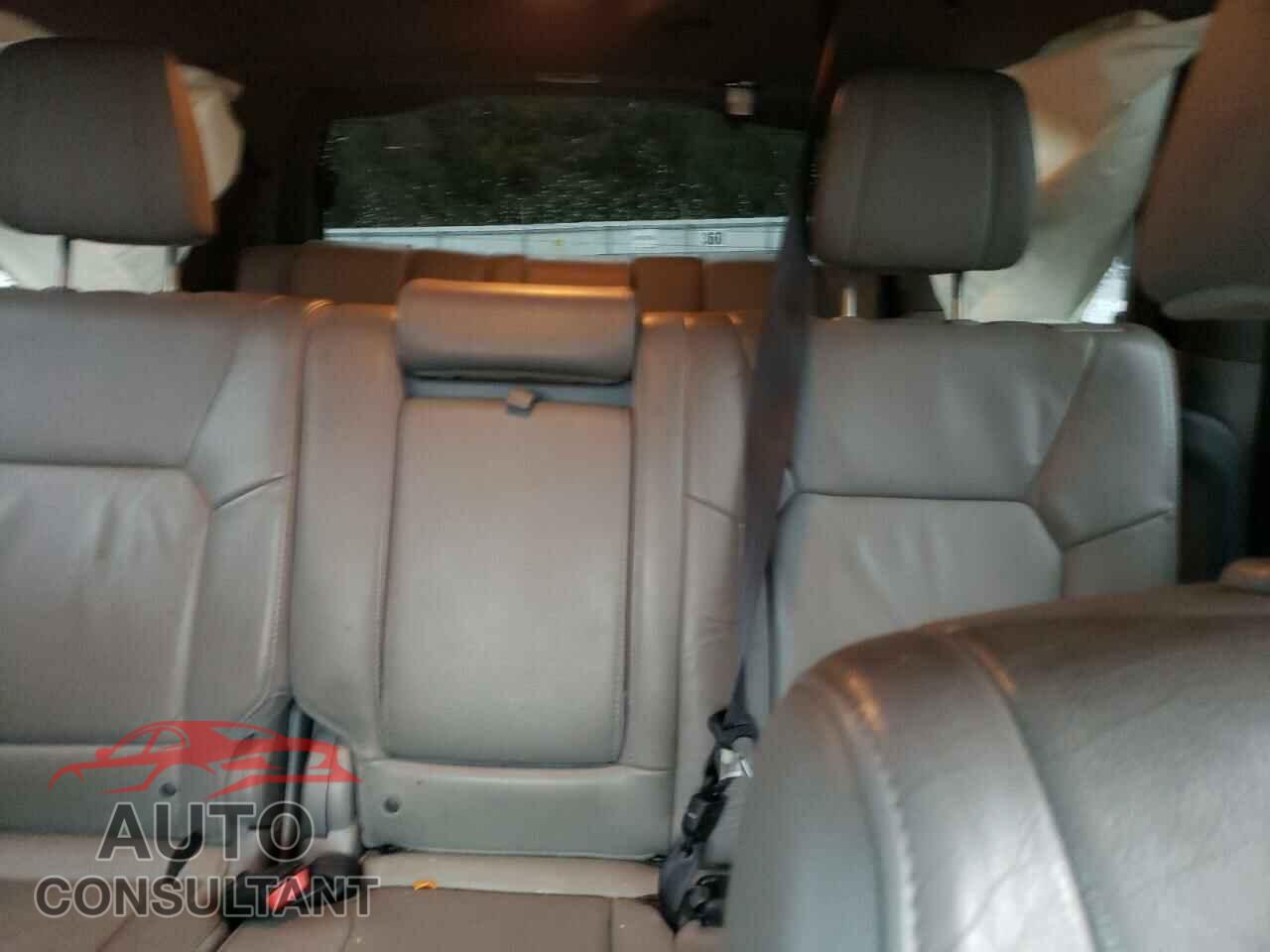 HONDA PILOT 2015 - 5FNYF4H54FB032873