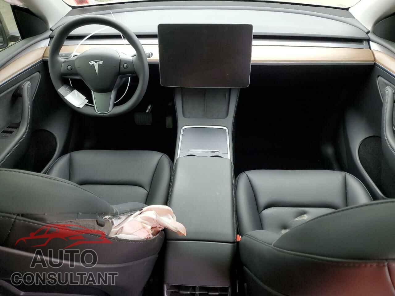 TESLA MODEL Y 2023 - 7SAYGDEE6PF842933