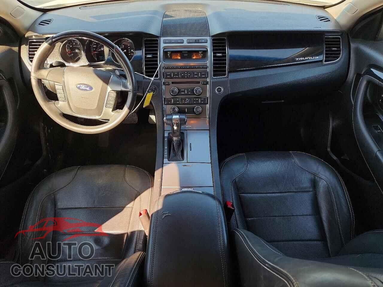FORD TAURUS 2011 - 1FAHP2FW3BG151551