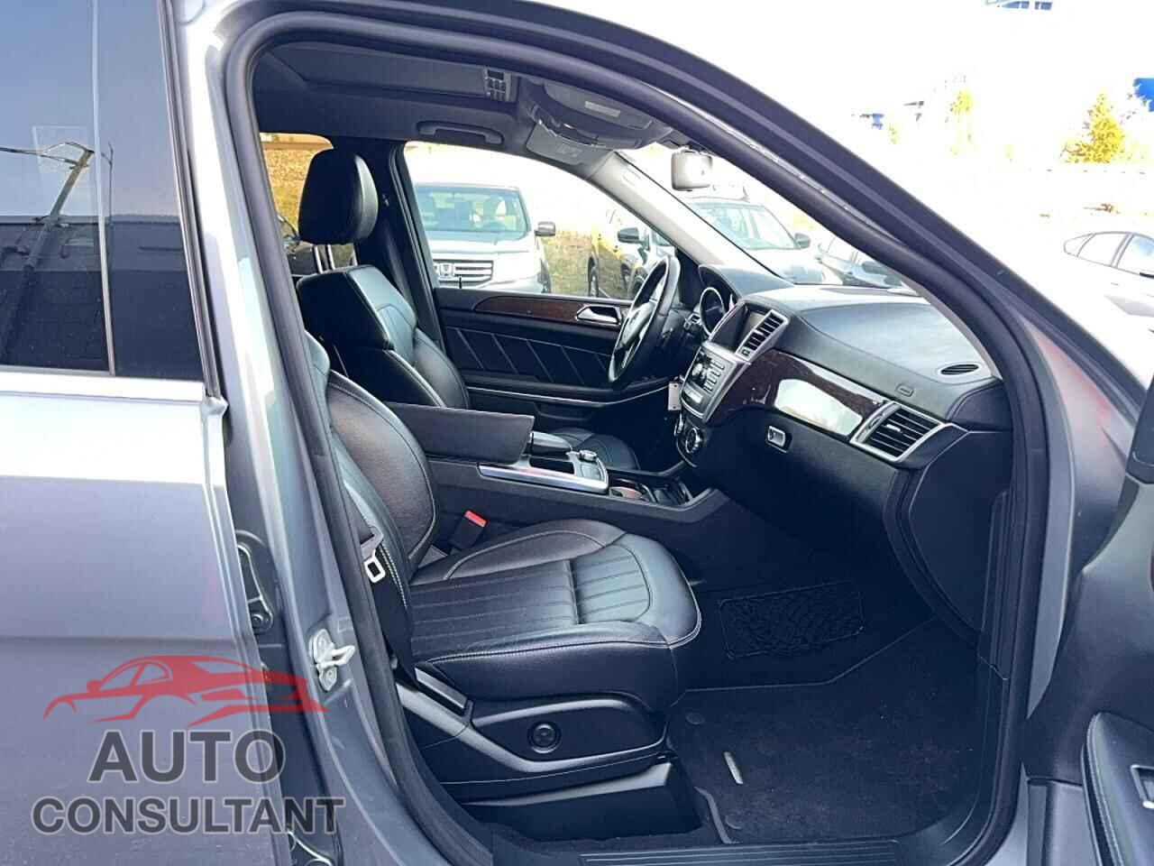 MERCEDES-BENZ GL-CLASS 2014 - 4JGDF7CE3EA299495