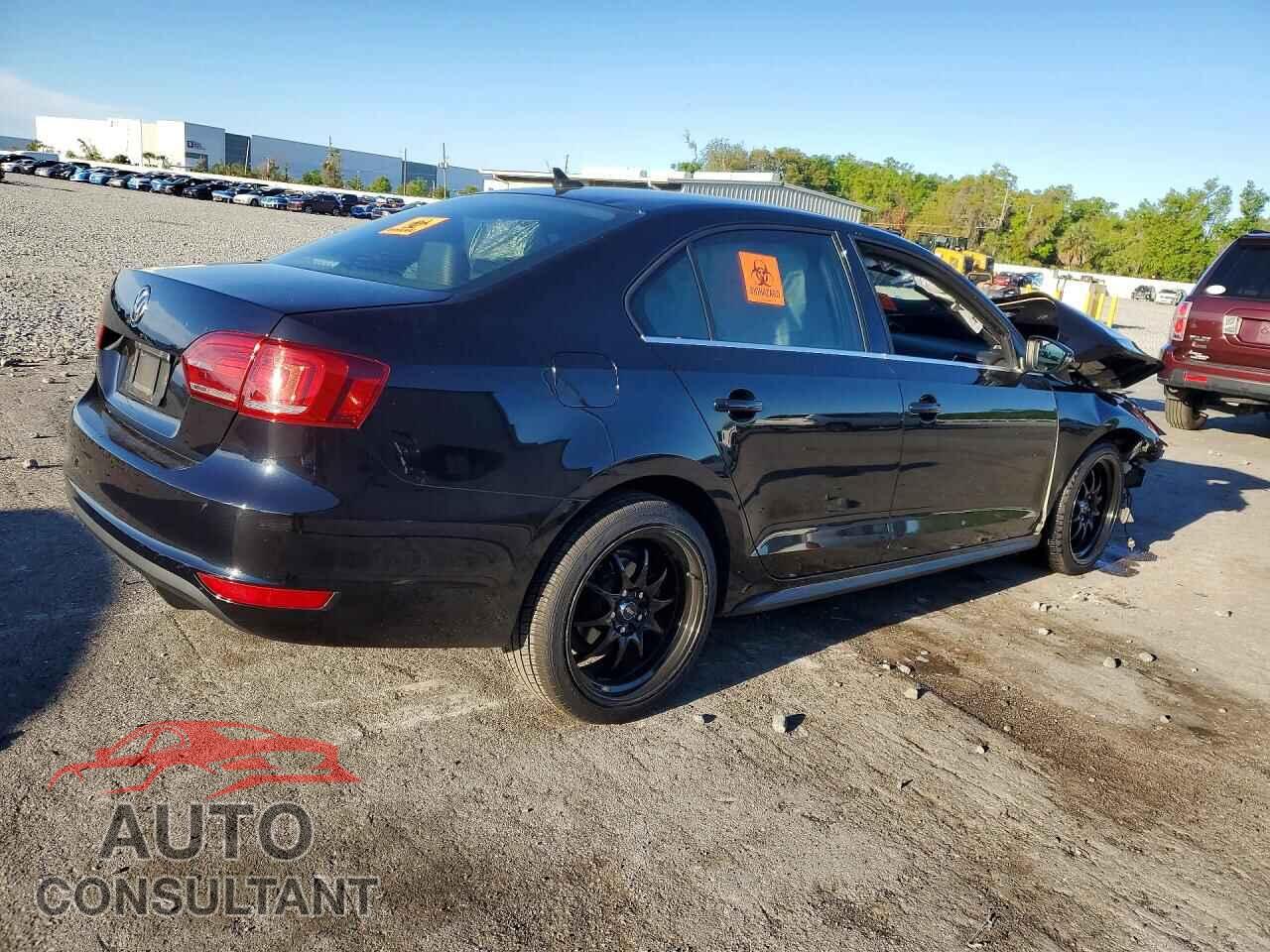 VOLKSWAGEN JETTA 2014 - 3VW4T7AJ3EM214751