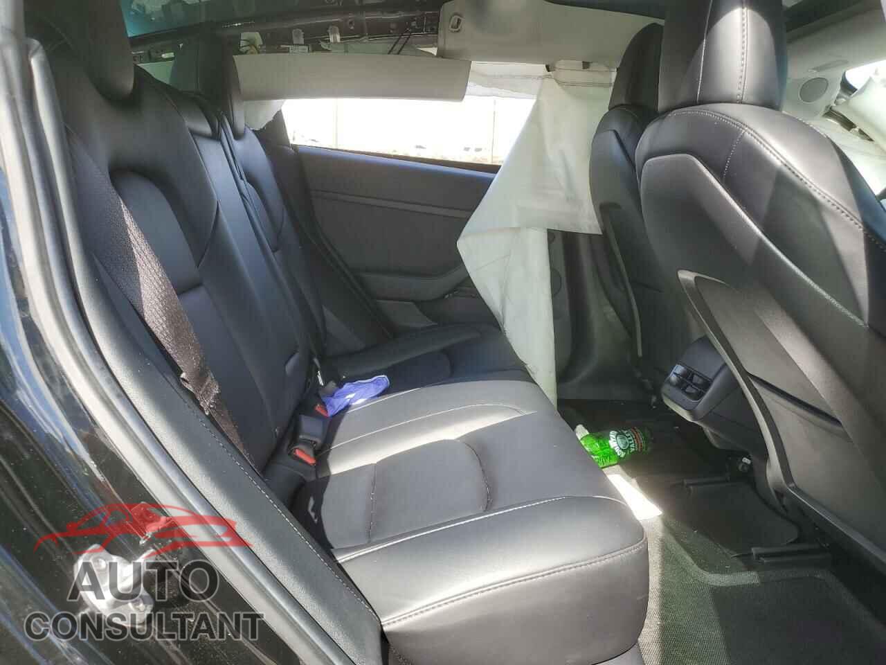 TESLA MODEL 3 2021 - 5YJ3E1EA9MF074837