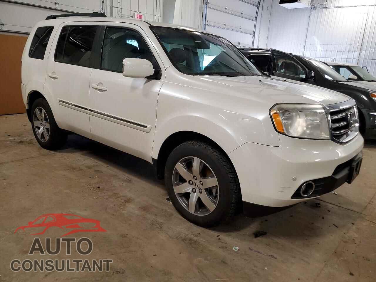 HONDA PILOT 2013 - 5FNYF4H95DB056888