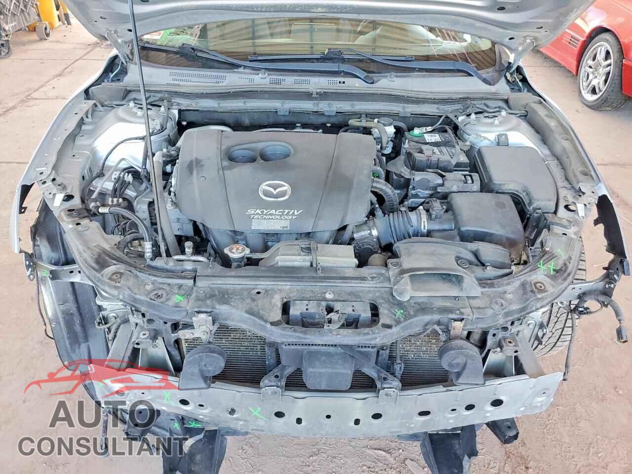 MAZDA 3 2018 - 3MZBN1V30JM202755