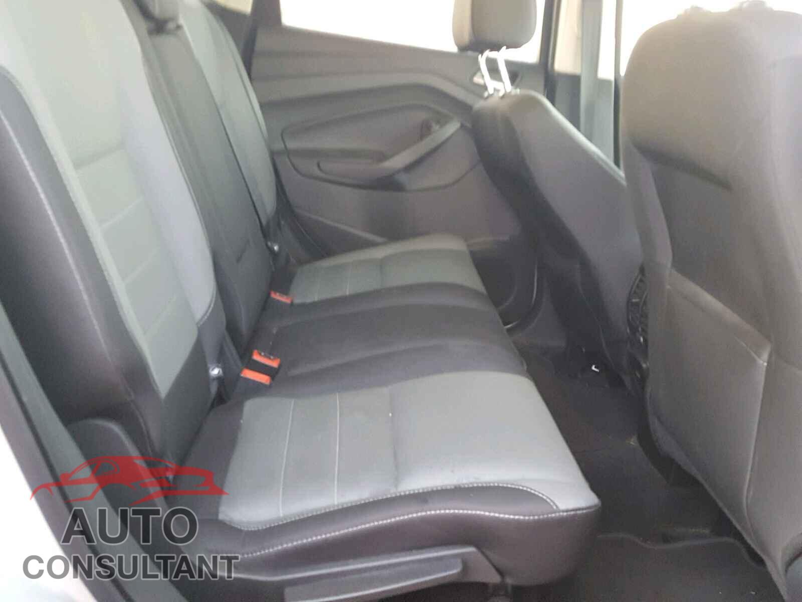FORD ESCAPE SE 2016 - 1FMCU0GX9GUC65793