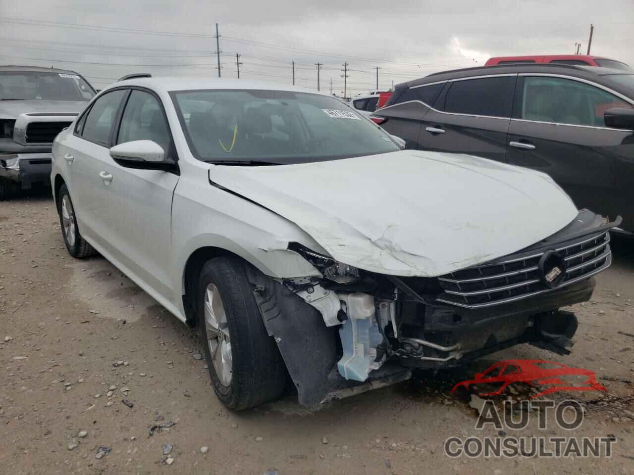VOLKSWAGEN PASSAT 2018 - 1VWAA7A30JC020118