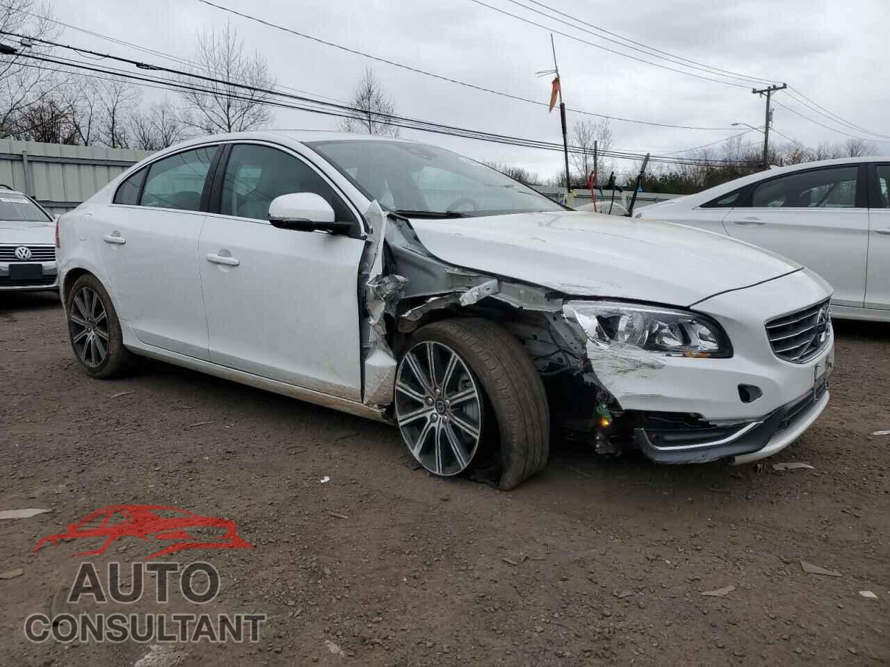 VOLVO S60 2017 - LYV402TK5HB195764