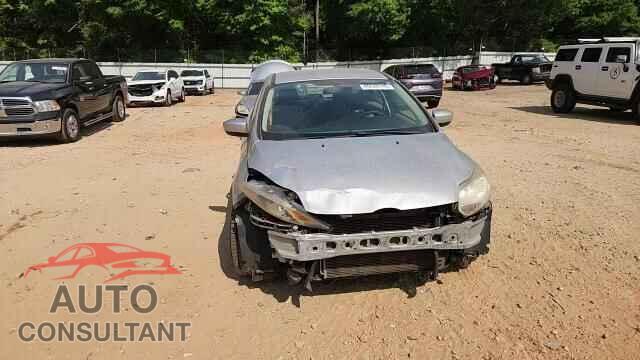 FORD FOCUS 2012 - 1FAHP3K22CL136007