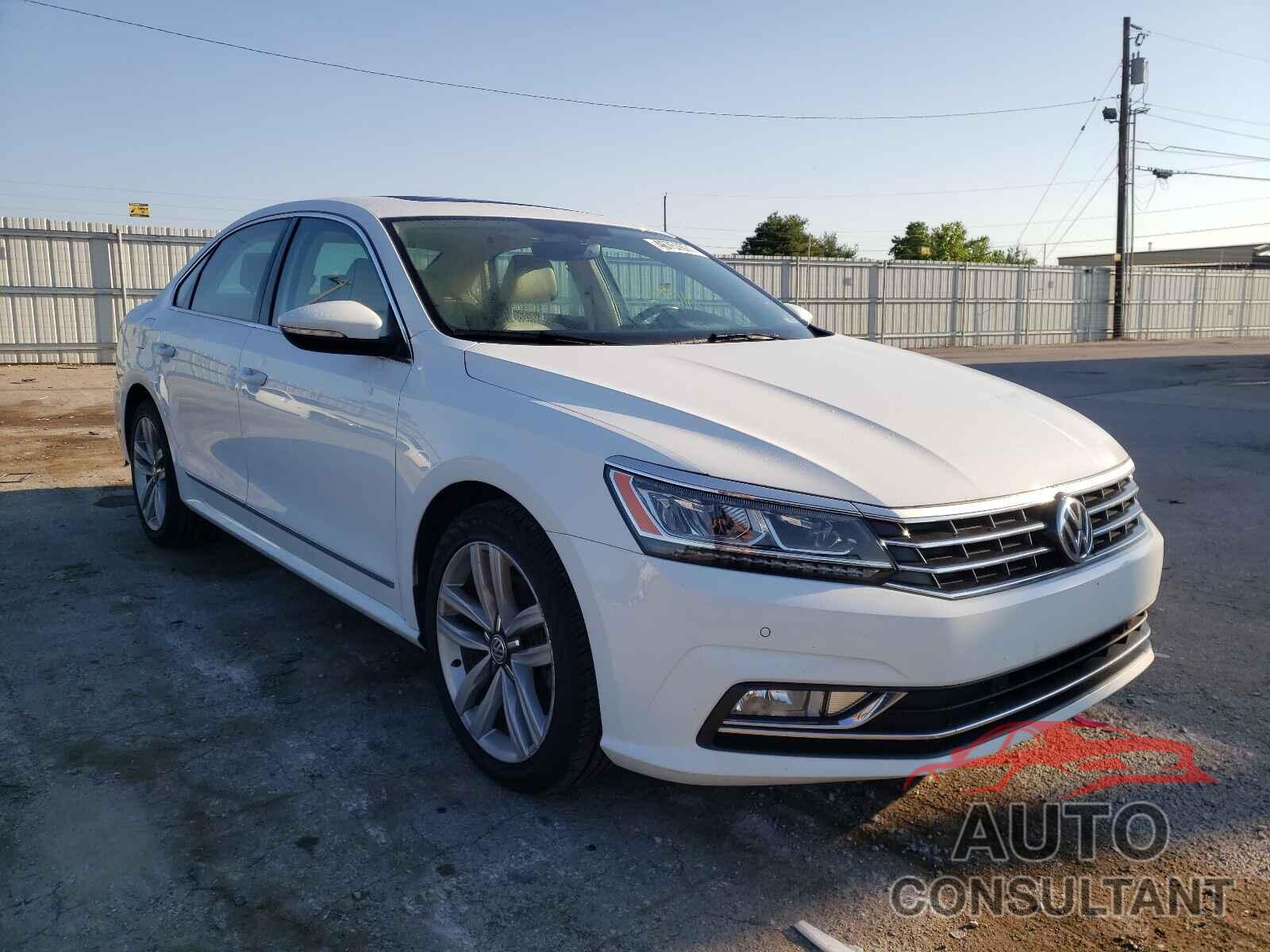VOLKSWAGEN PASSAT 2017 - 1VWGT7A33HC031032