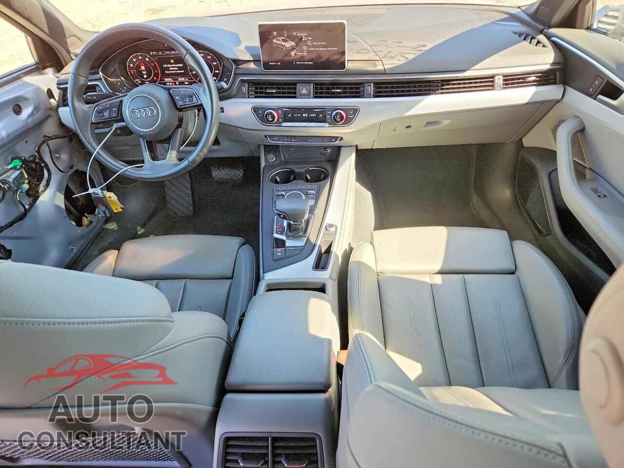 AUDI A4 2019 - WAUHMAF46KA004989