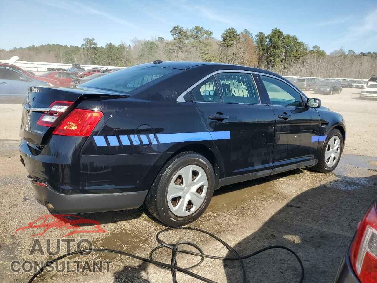 FORD TAURUS 2018 - 1FAHP2L86JG133825