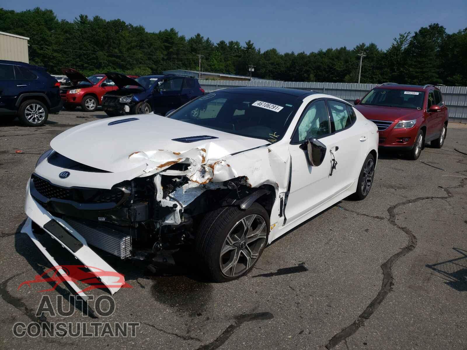 KIA STINGER 2021 - KNAE15LA2M6092149