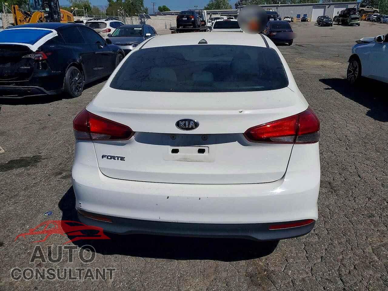 KIA FORTE 2017 - 3KPFK4A79HE083003