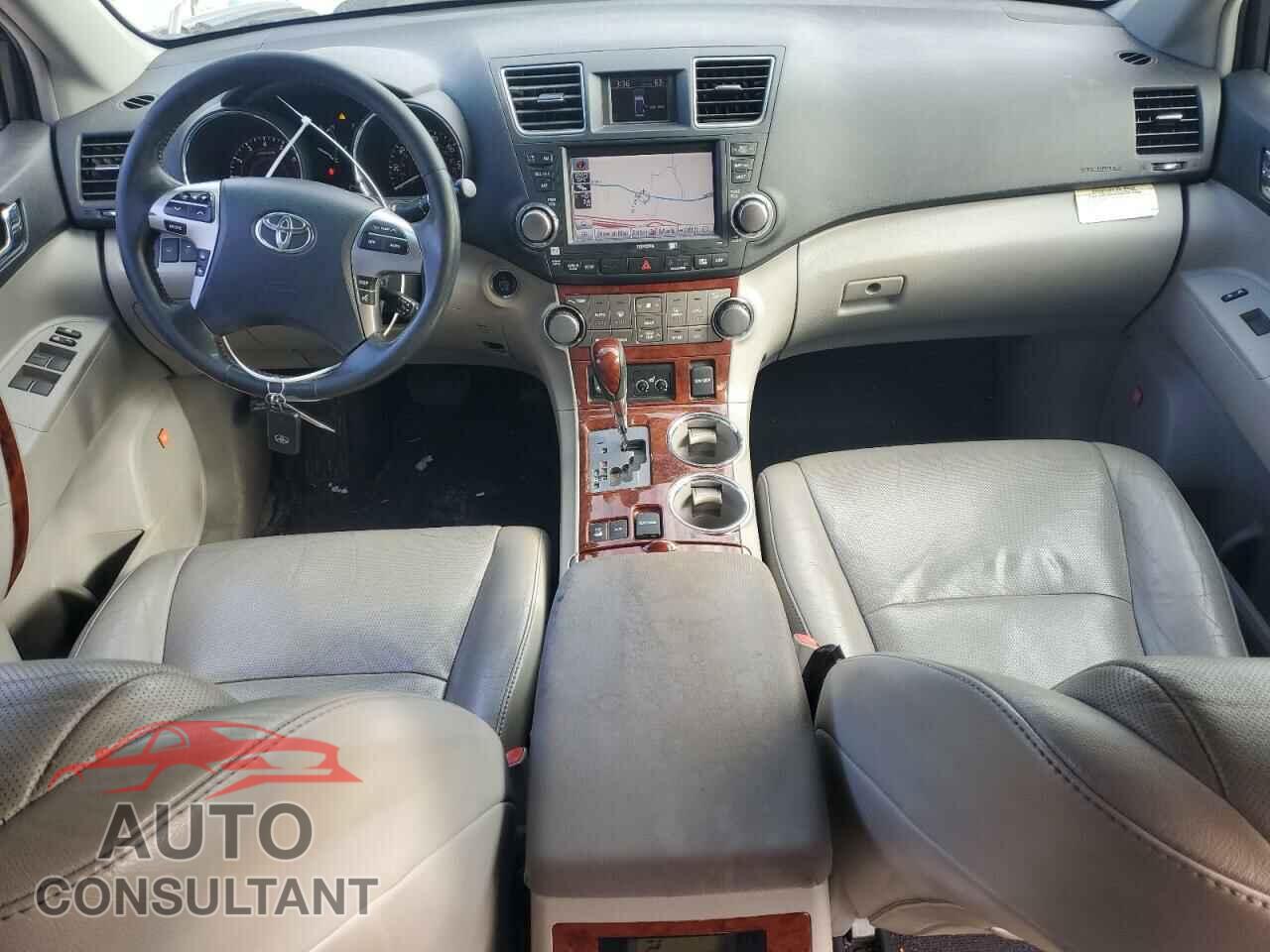 TOYOTA HIGHLANDER 2011 - 5TDDK3EH5BS085638