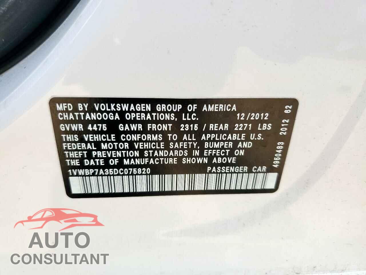 VOLKSWAGEN PASSAT 2013 - 1VWBP7A35DC075820