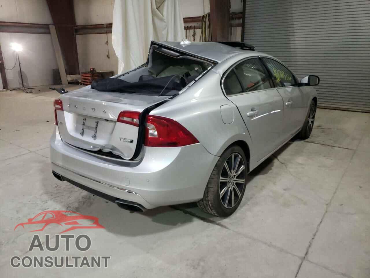VOLVO S60 2017 - LYV402TK0HB139909