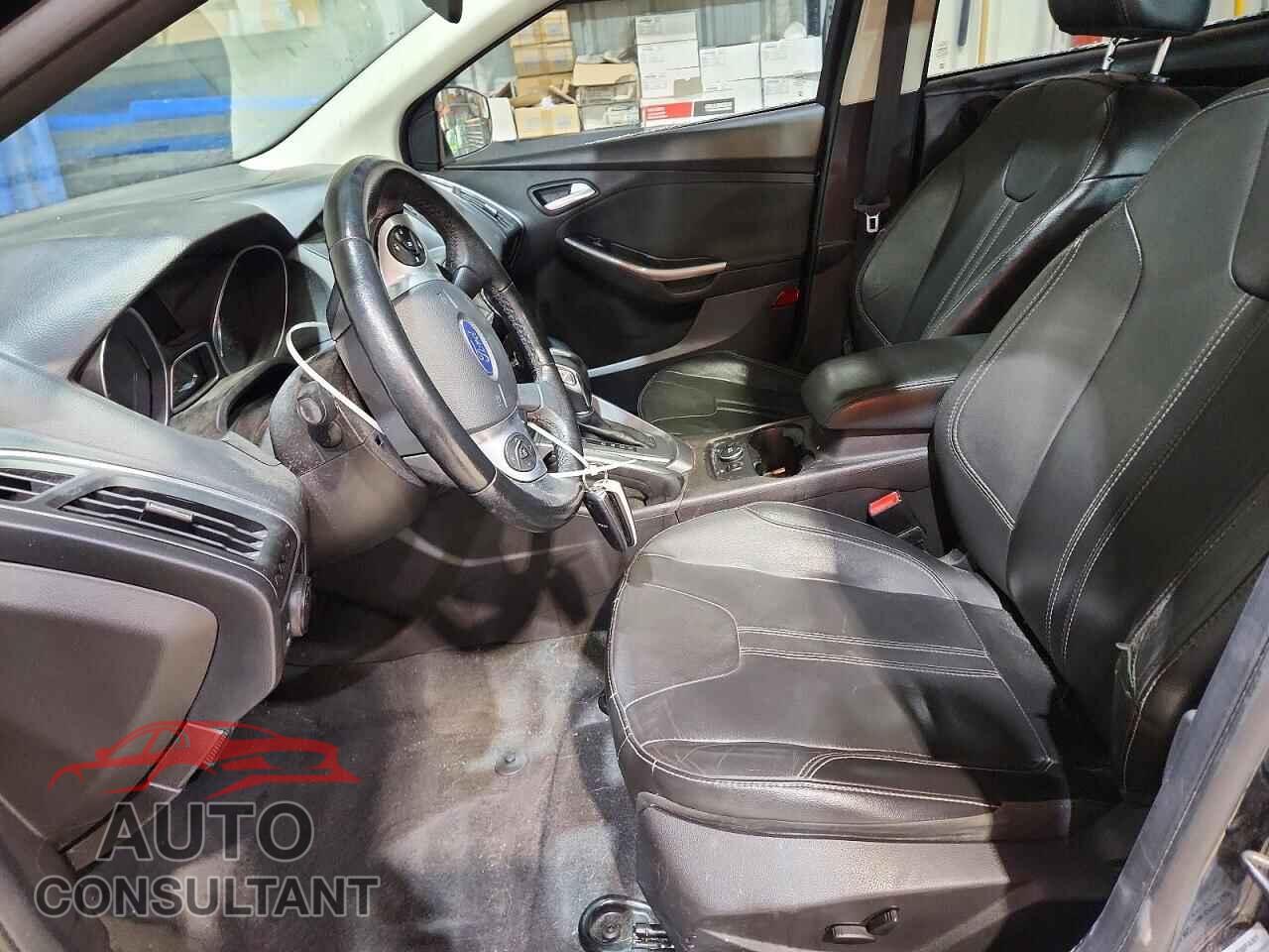 FORD FOCUS 2013 - 1FADP3J2XDL301433