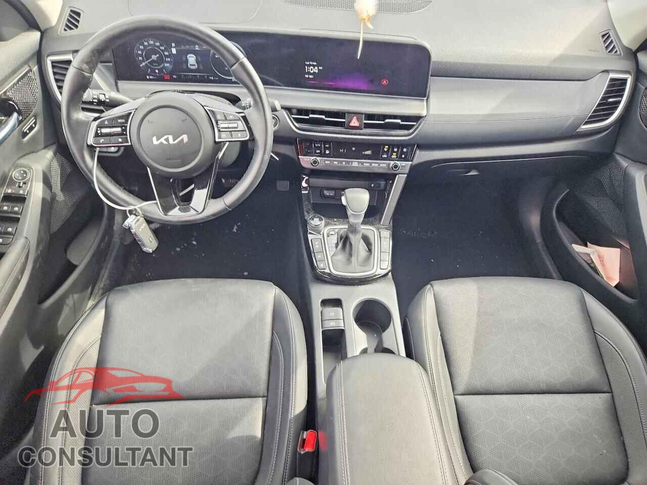 KIA SELTOS 2024 - KNDERCAA4R7604062