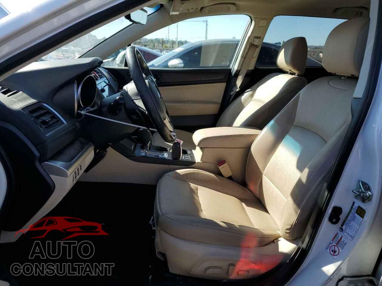 SUBARU OUTBACK 2017 - 4S4BSENC3H3310393