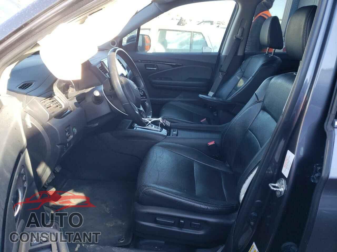 HONDA PILOT 2019 - 5FNYF6H0XKB090710