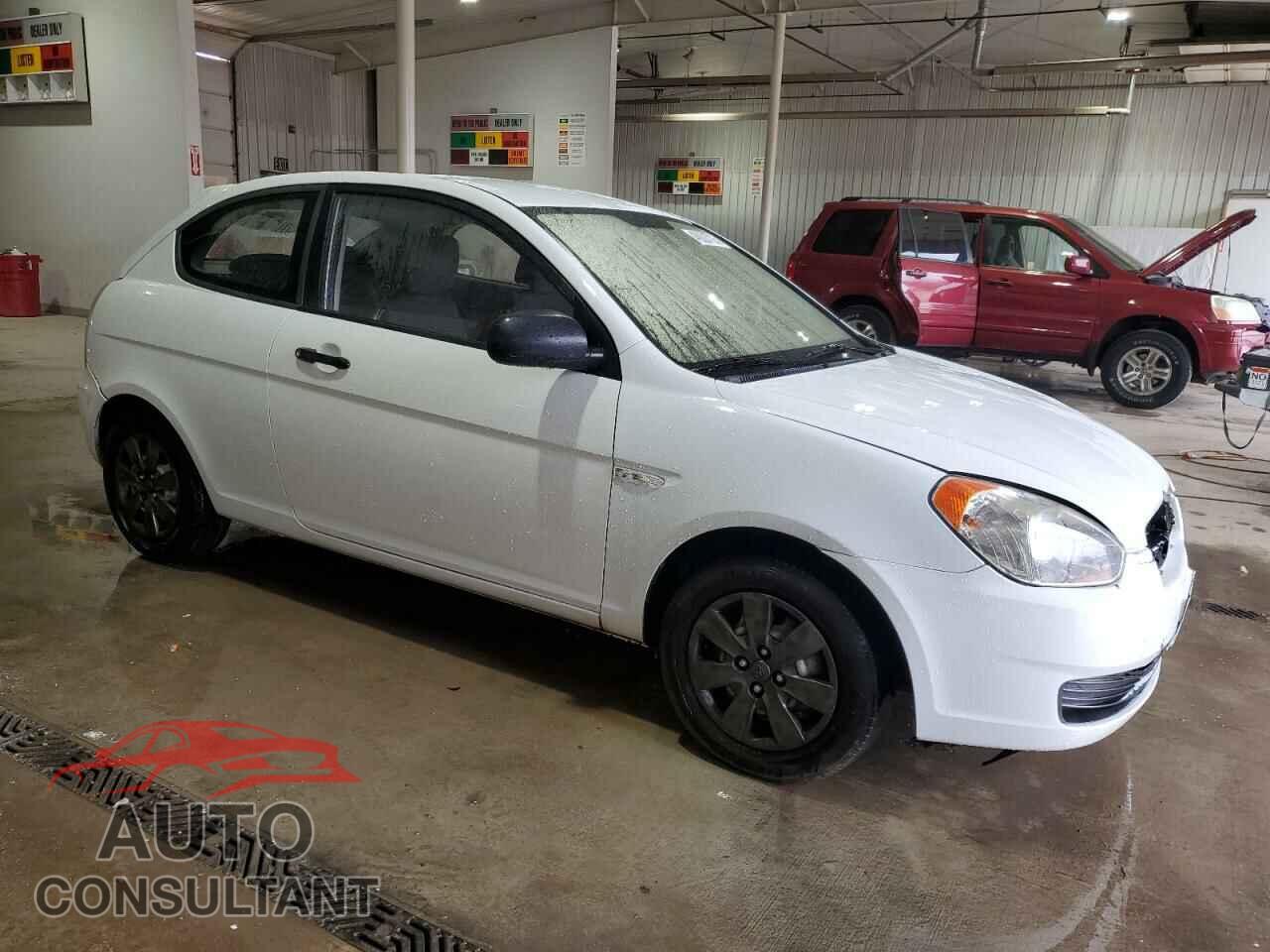 HYUNDAI ACCENT 2011 - KMHCM3AC6BU195525