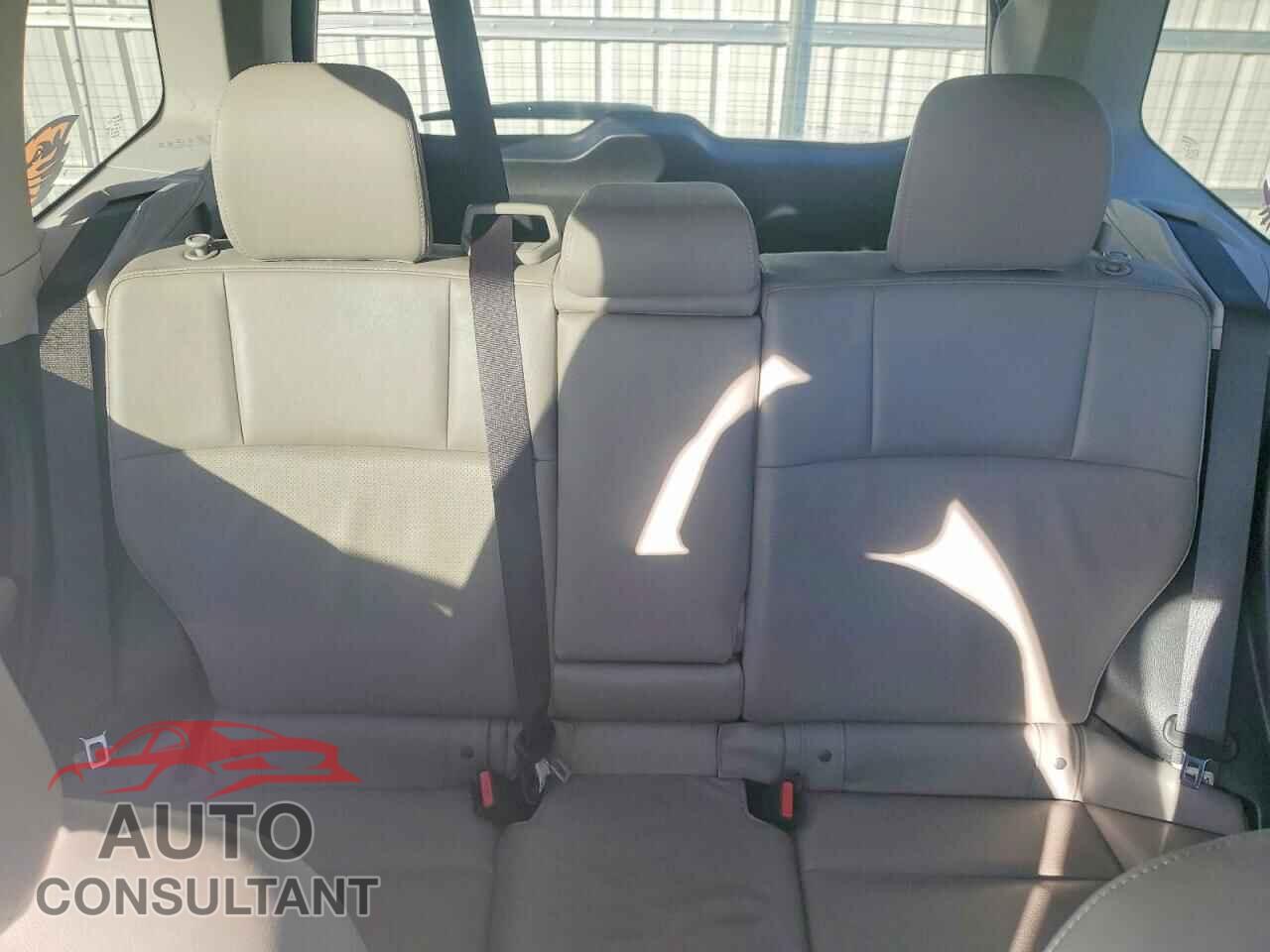 SUBARU FORESTER 2015 - JF2SJAHC1FH452254