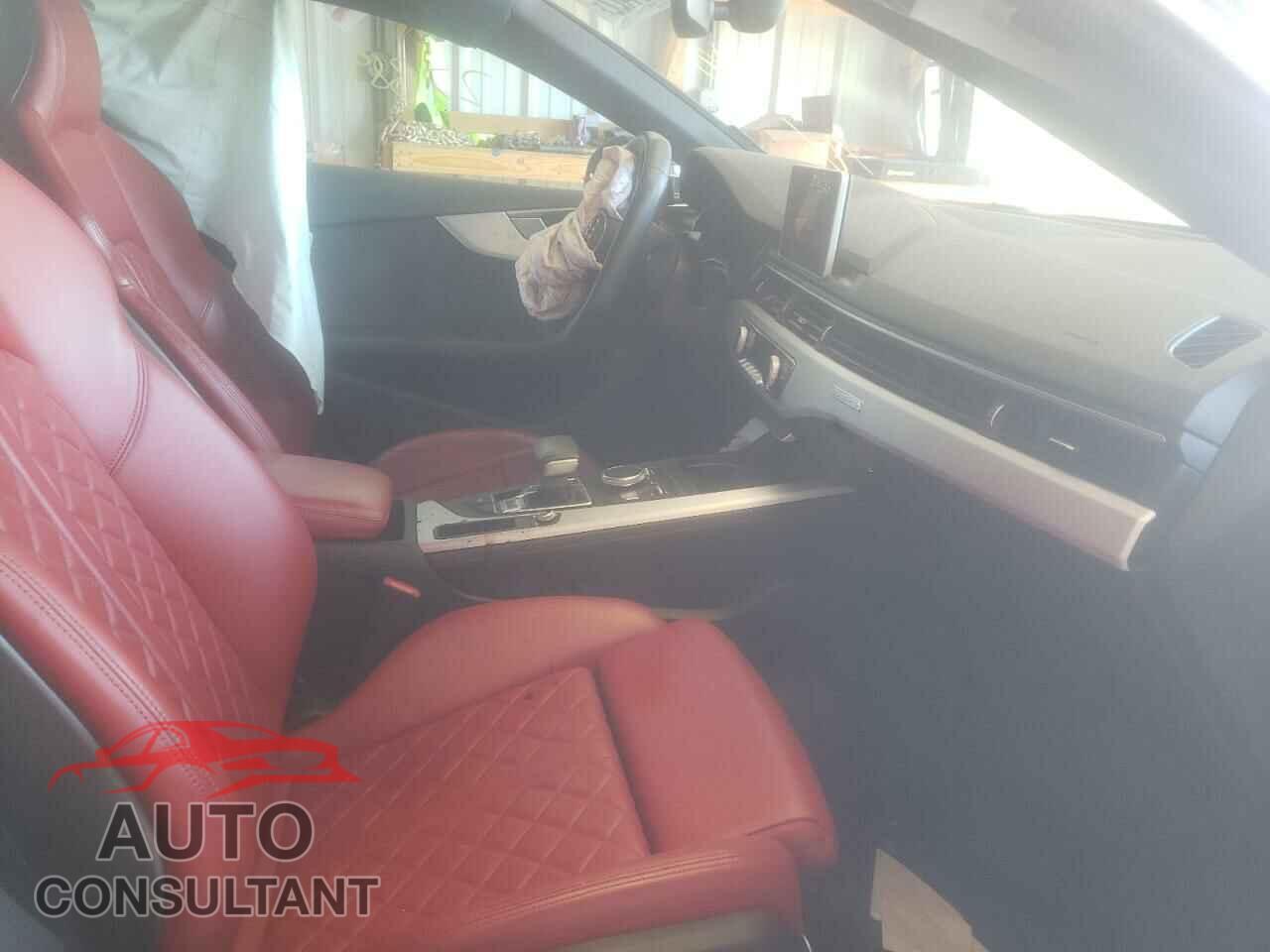 AUDI S5/RS5 2019 - WAUB4CF54KA002572
