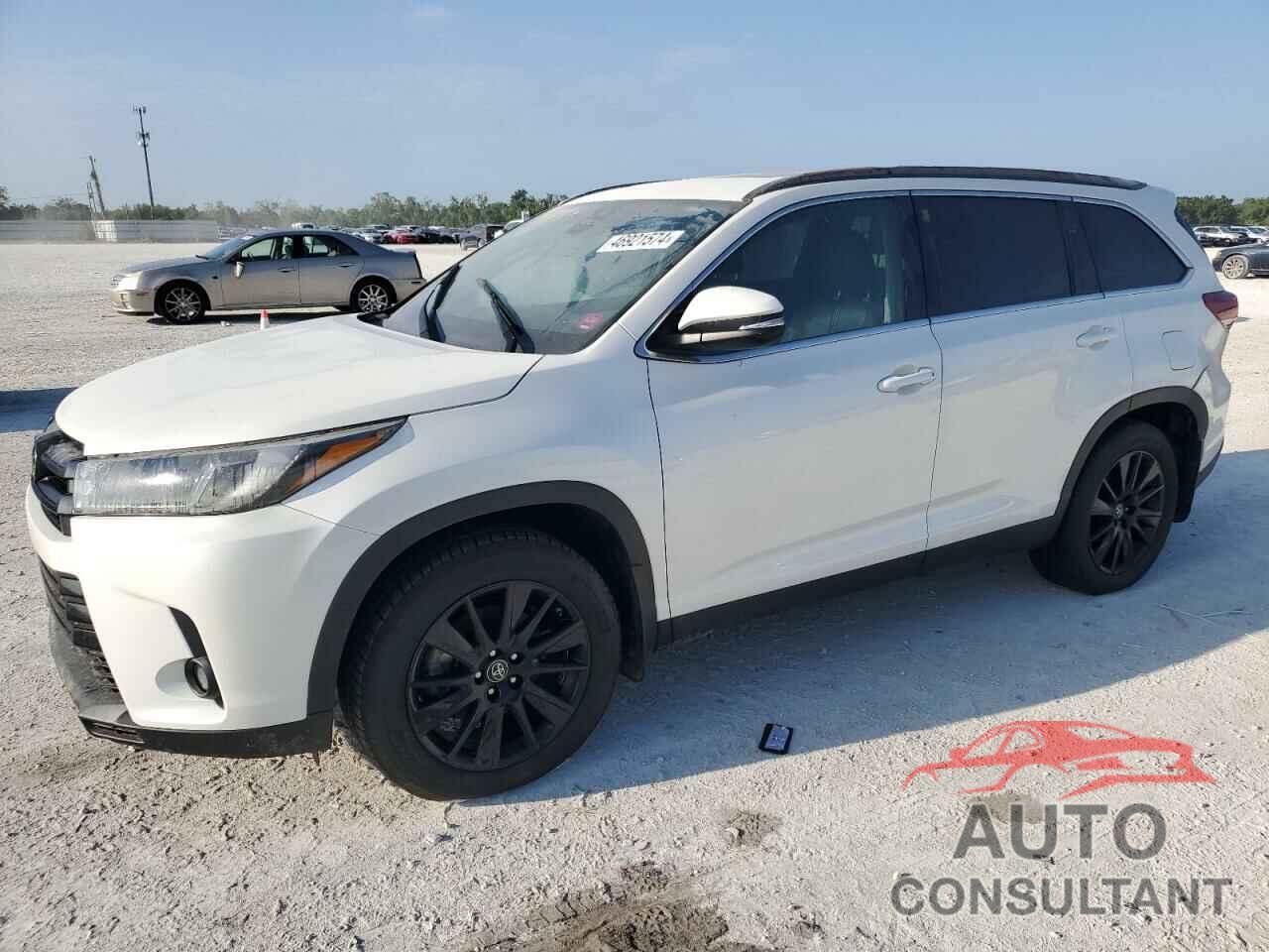 TOYOTA HIGHLANDER 2019 - 5TDJZRFHXKS602576