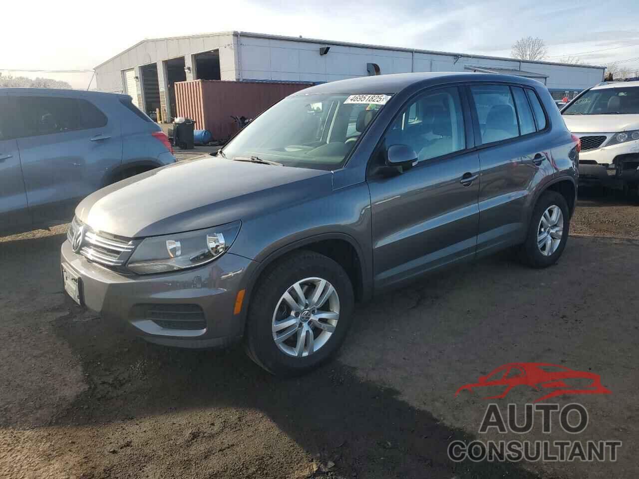 VOLKSWAGEN TIGUAN 2014 - WVGBV3AX0EW033443